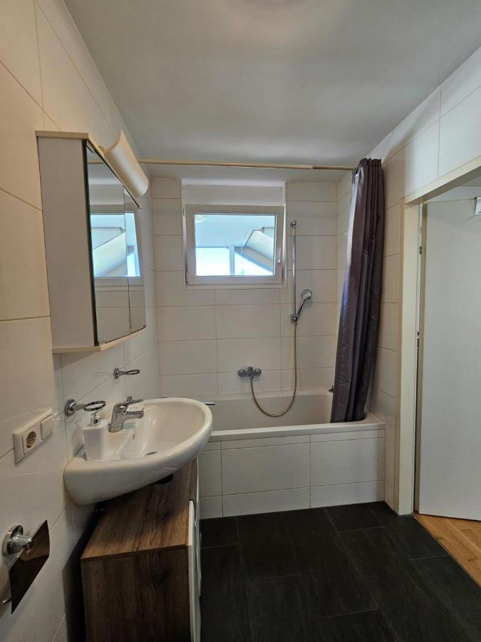 Stylish Apartment In Innsbruck + 1 Parking Spot 외부 사진